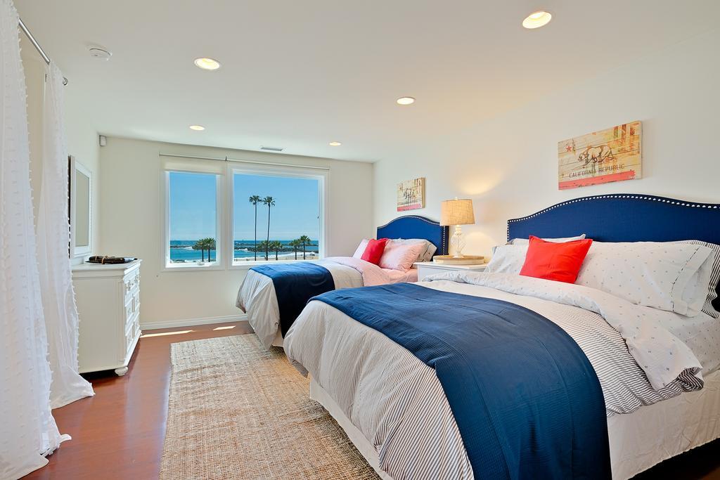 Point Break - Three Bedroom Home Corona del Mar Exterior photo